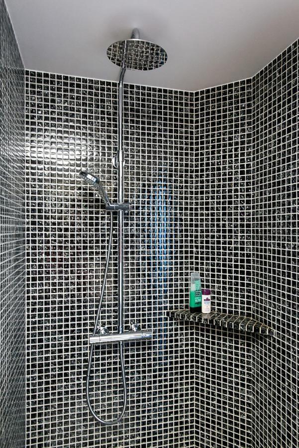 Cozy And Large 62 M2 Apartment With Air Conditioning, Old Town Krasków Eksteriør bilde