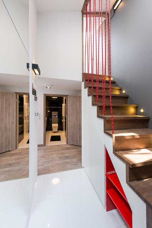 Cozy And Large 62 M2 Apartment With Air Conditioning, Old Town Krasków Eksteriør bilde